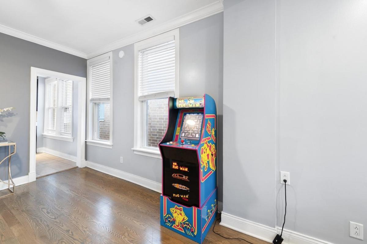Stylish 2Br Urban Retreat In River West Chicago Exteriör bild